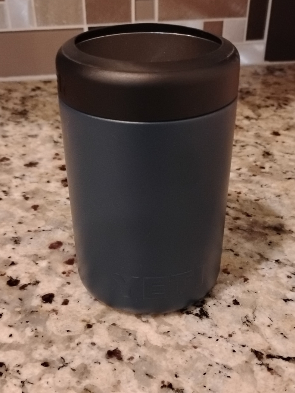 Yeti Rambler Colster - Picture 2 of 6
